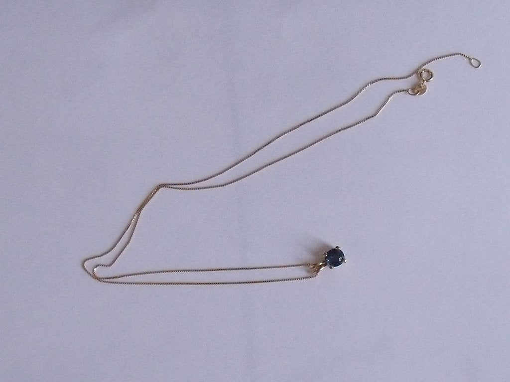 18 ct. geel gouden hanger met saffier, Ophalen of Verzenden, Nieuw, Goud, Goud