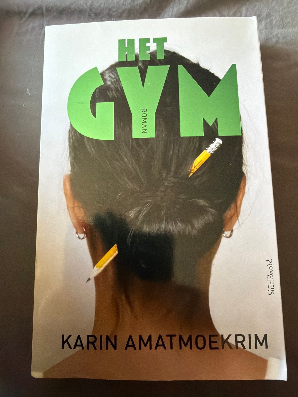S7.   Karin Amatmoekrim - Het gym, Boeken, Verzenden, Zo goed als nieuw, Karin Amatmoekrim