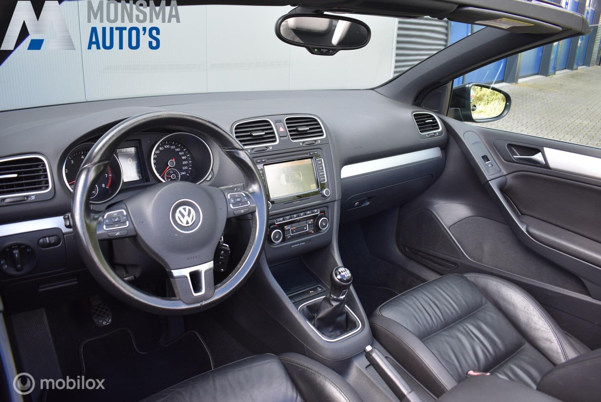 VW Golf Cabrio 1.2 TSI Highline Xenon Leder Navi Camera Stoe, Voorwielaandrijving, Euro 5, Zwart, 4 cilinders
