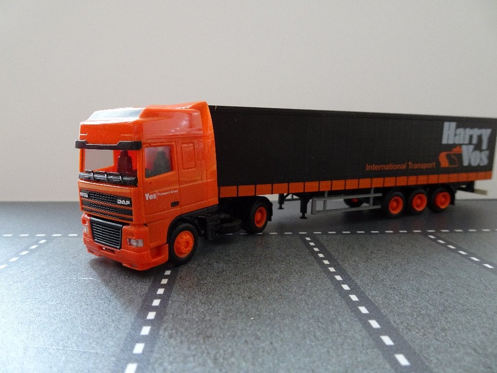 116 herpa daf 95 xf ssc harry vos oss 1:87 truck trein, Hobby en Vrije tijd, Ophalen of Verzenden, Zo goed als nieuw, Bus of Vrachtwagen