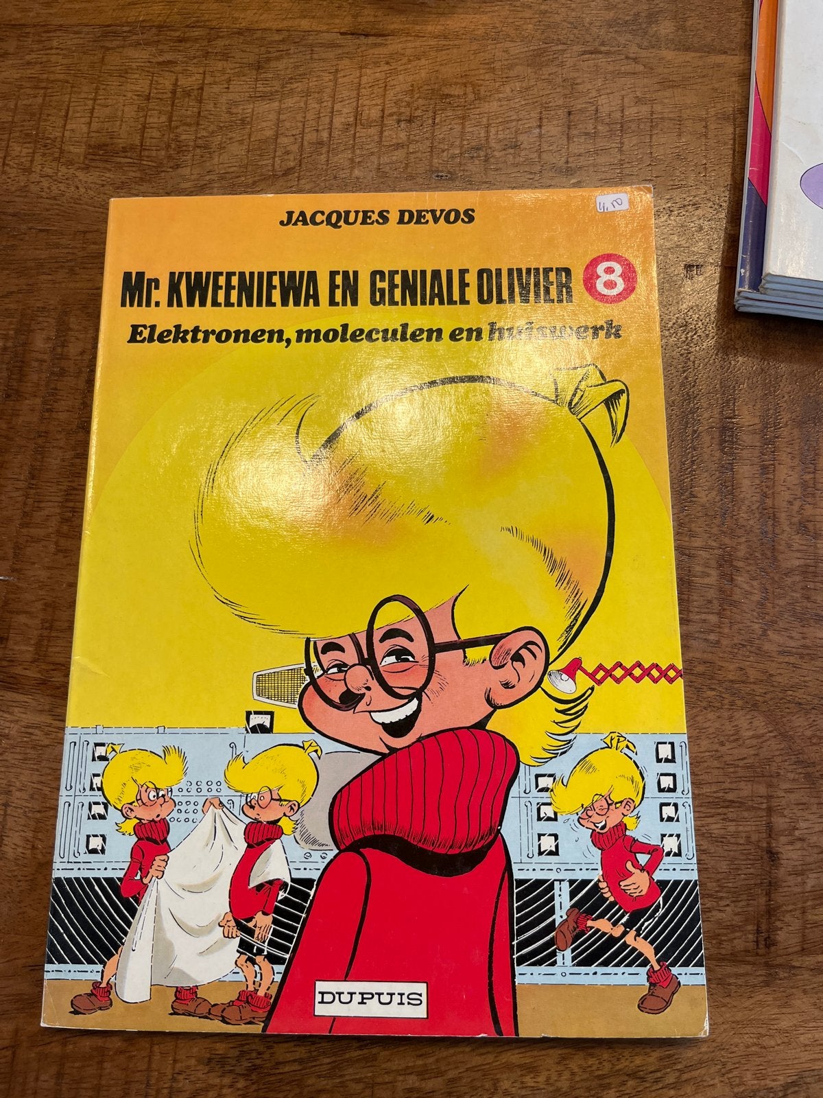 Mr. Kweeniewa en Geniale Olivier 8 - Elektronen, Moleculen, Boeken, Eén stripboek, Ophalen of Verzenden, Gelezen