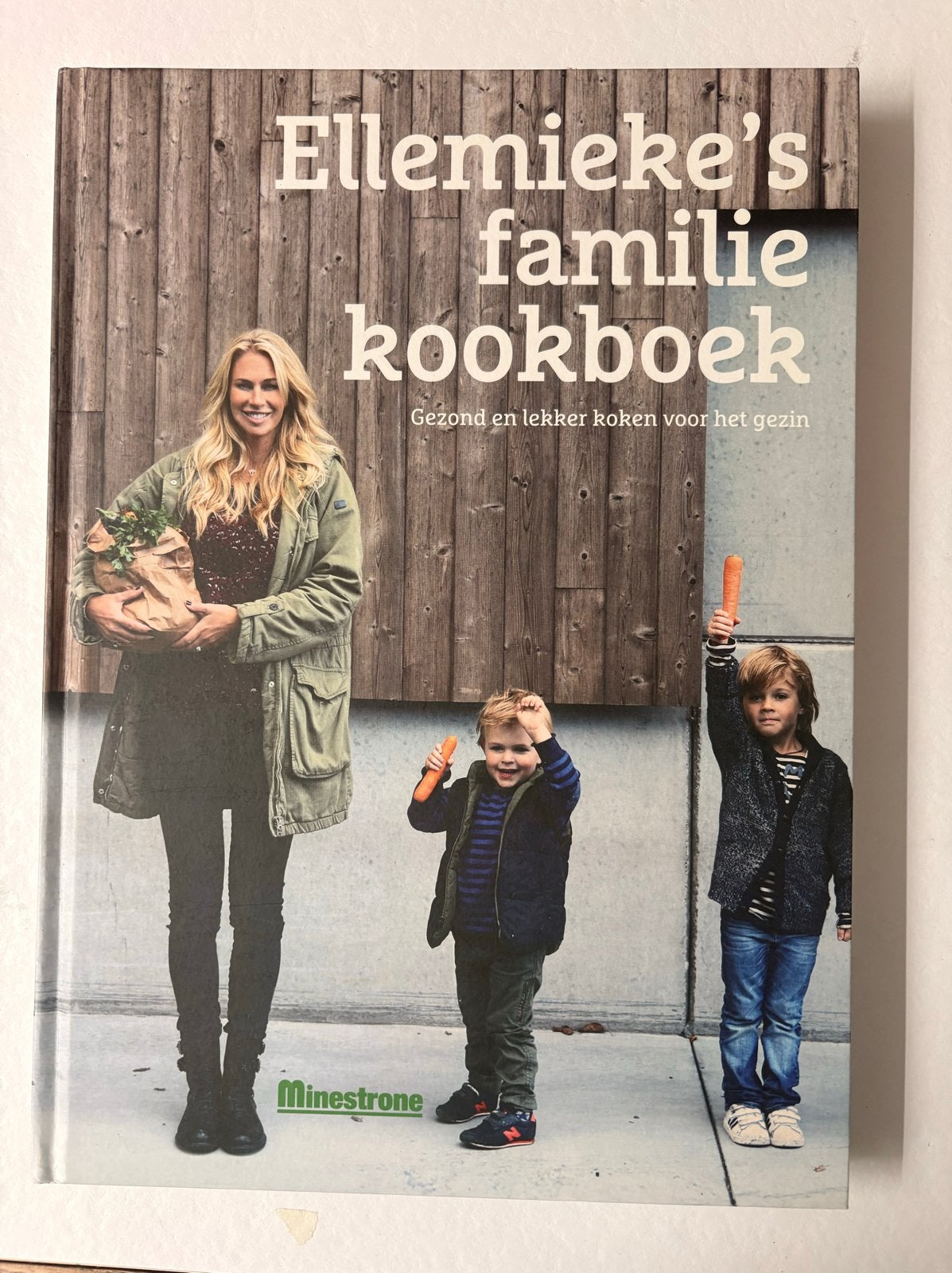 Ellemieke's Familie Kookboek: Gezond & Lekker voor het Gezin, Ophalen of Verzenden, Zo goed als nieuw, Voorgerechten en Soepen