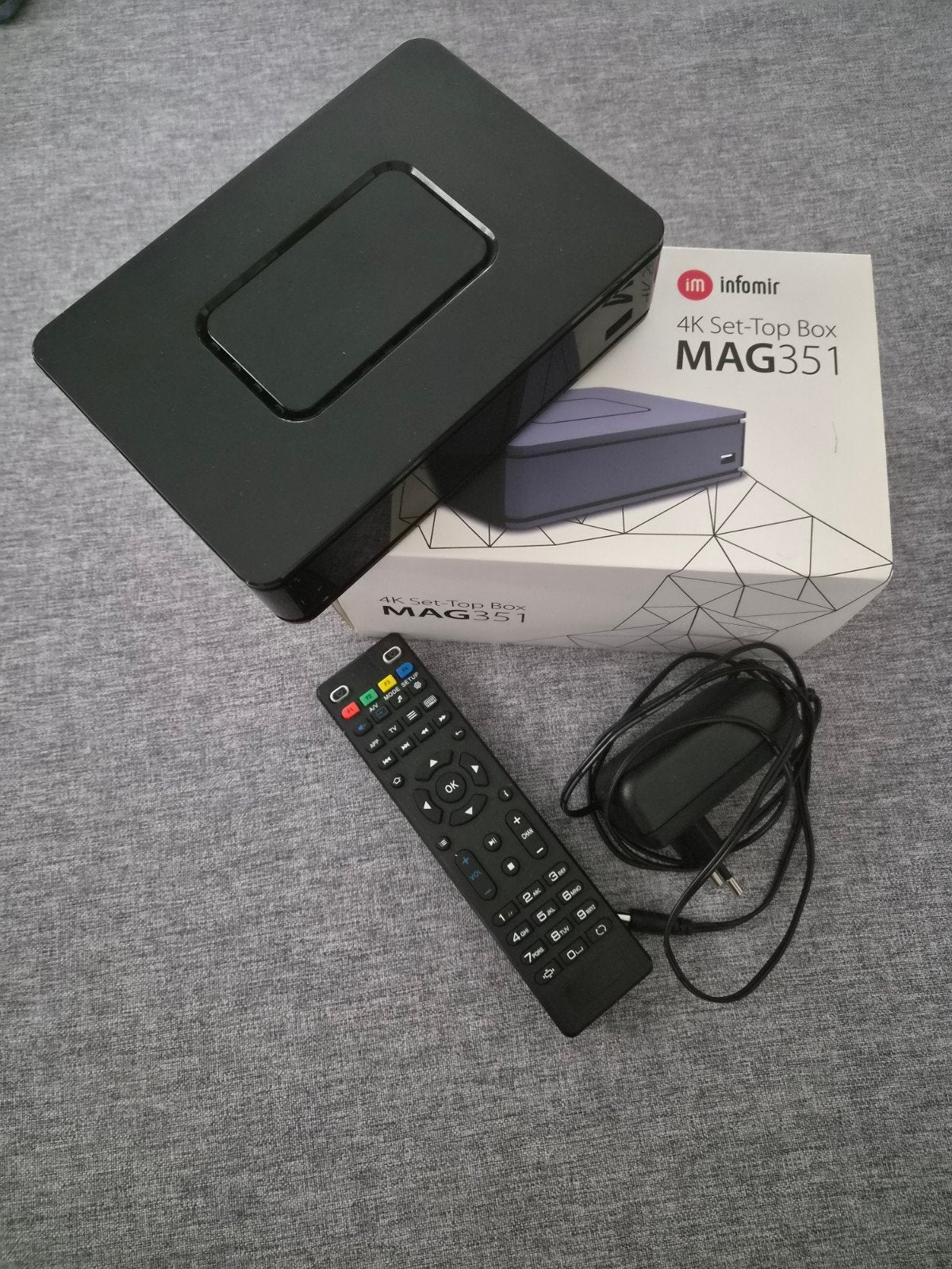 MAG351 4K Set-Top Box - Zo goed als nieuw, Ophalen of Verzenden, Zo goed als nieuw, Decoder