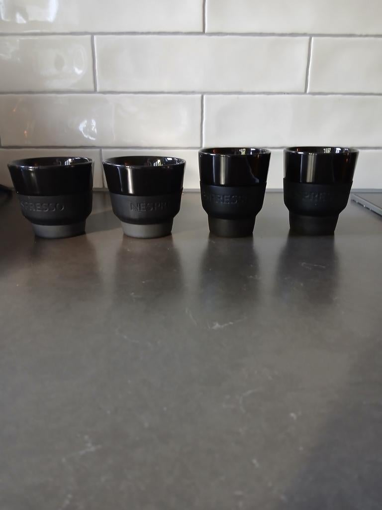 Nespresso Touch kopjes, Cappuccino en Lungo, Ophalen of Verzenden, Nieuw, Overige stijlen, Kop(pen) en/of Schotel(s)