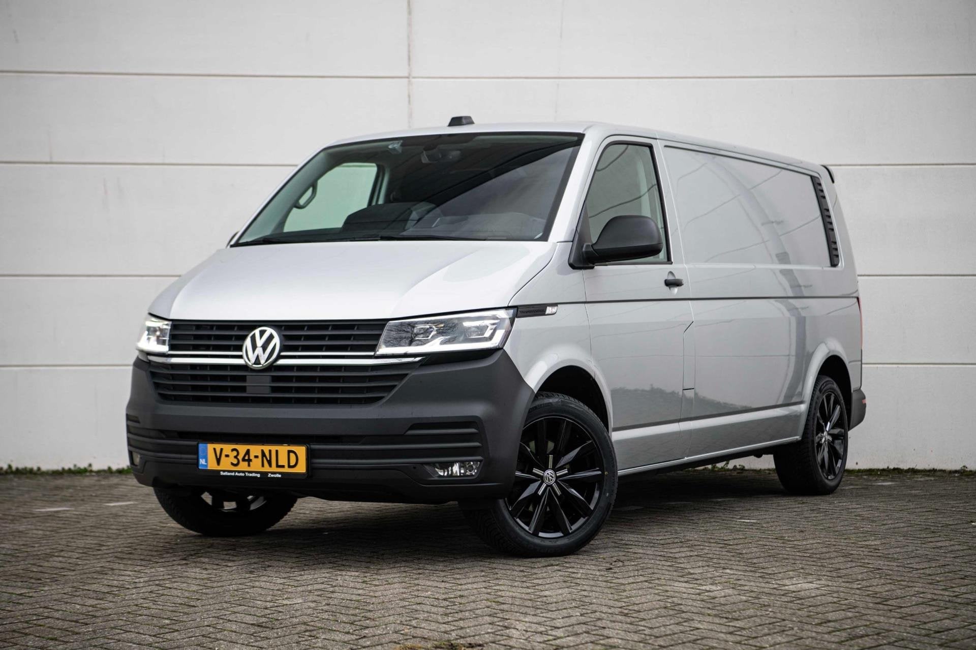 Volkswagen Transporter 2.0 TDI 150pk DSG L2H1 Highline |ACC|, Auto's, Stof, Gebruikt, 4 cilinders, 150 pk
