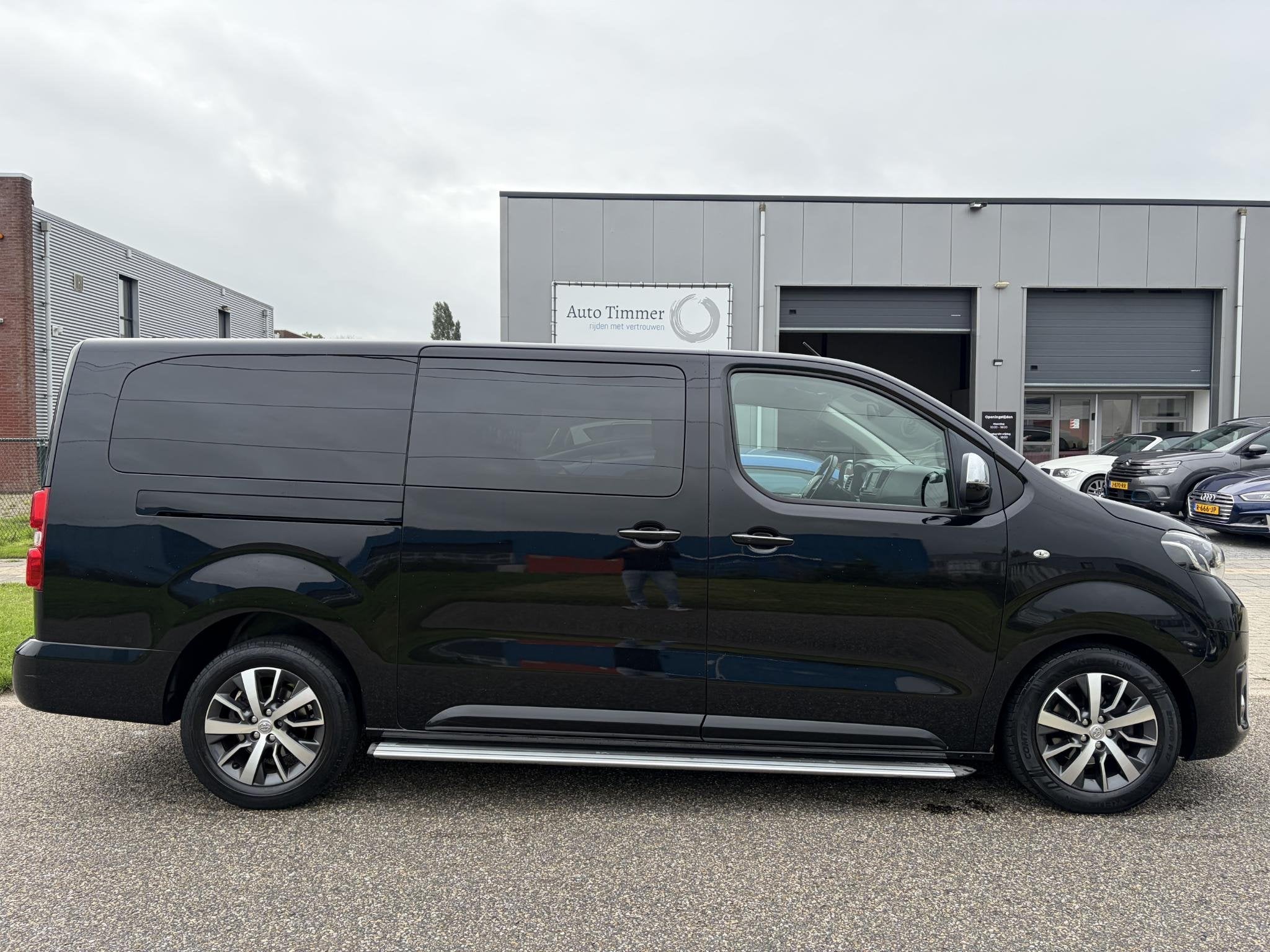 Toyota PROACE Worker 2.0 D-4D AUTOMAAT BLACK EDTION DUBBEL C, Auto's, Dealer onderhouden, Gebruikt, Euro 6, Bedrijf