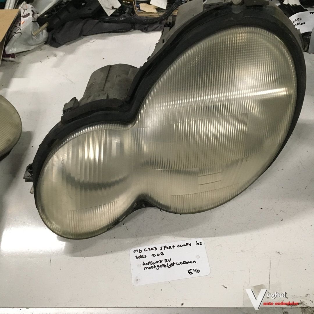 Mercedes C203 Coupe 2.0 benzine 2001 Koplamp Links of Rechts, Gebruikt, -, -, Ophalen of Verzenden