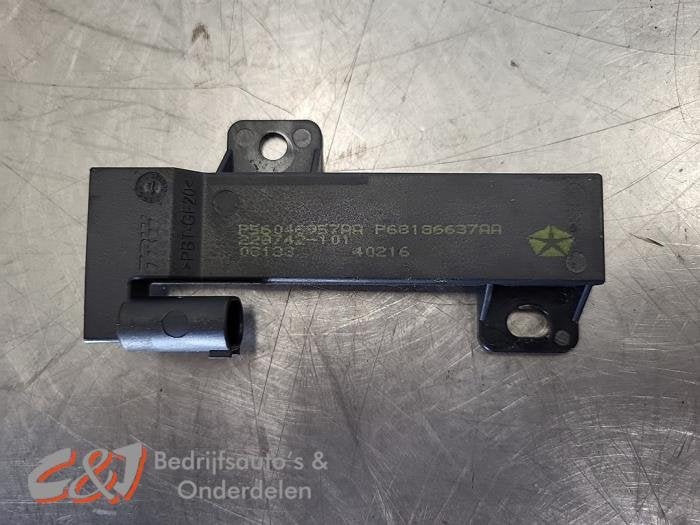Keyless entry antenne van een Dodge RAM, Gebruikt, -, -, Ophalen of Verzenden