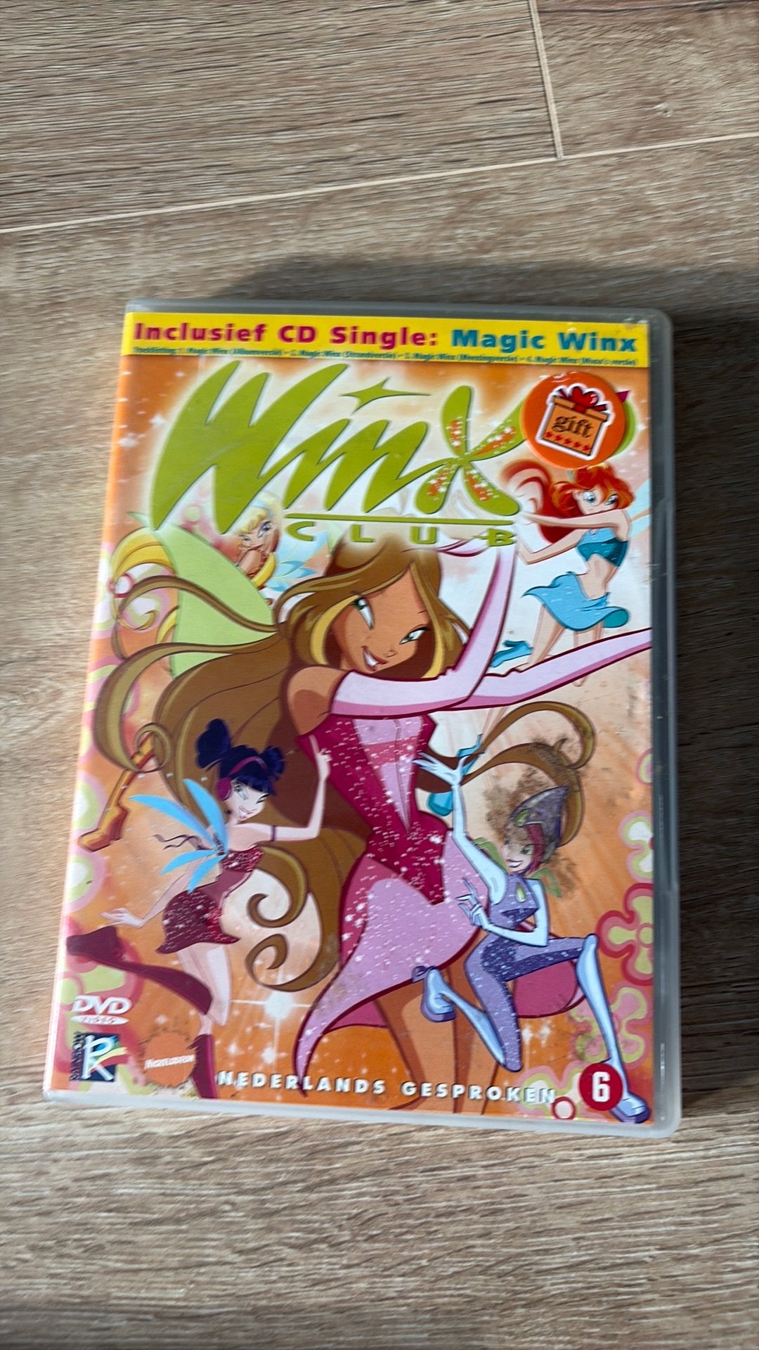 Dvd en cd winx club nummer 5, Cd's en Dvd's, Alle leeftijden, Ophalen of Verzenden, Zo goed als nieuw