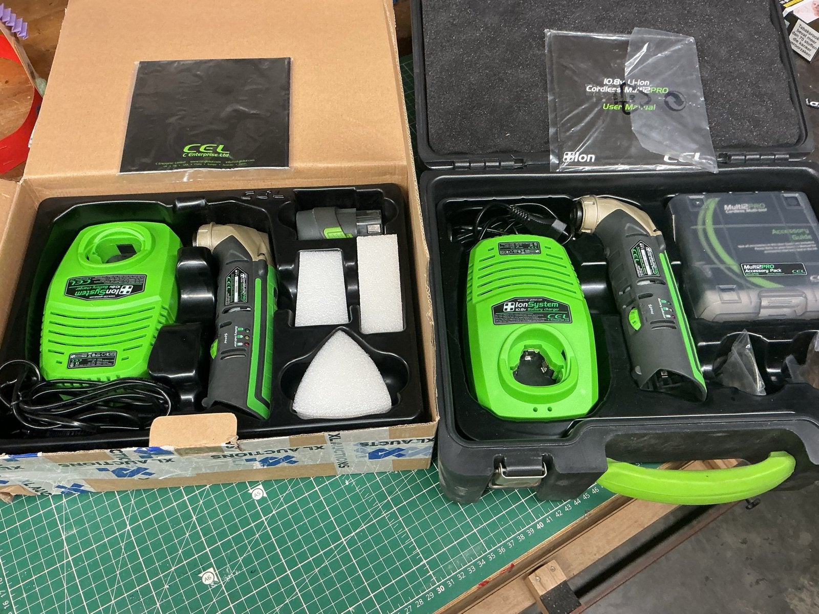 2x Nieuw CEL IonMulti2PRO 10,8V accu Multitool + toebehoren, Doe-het-zelf en Verbouw, Gereedschap | Handgereedschap, Ophalen of Verzenden