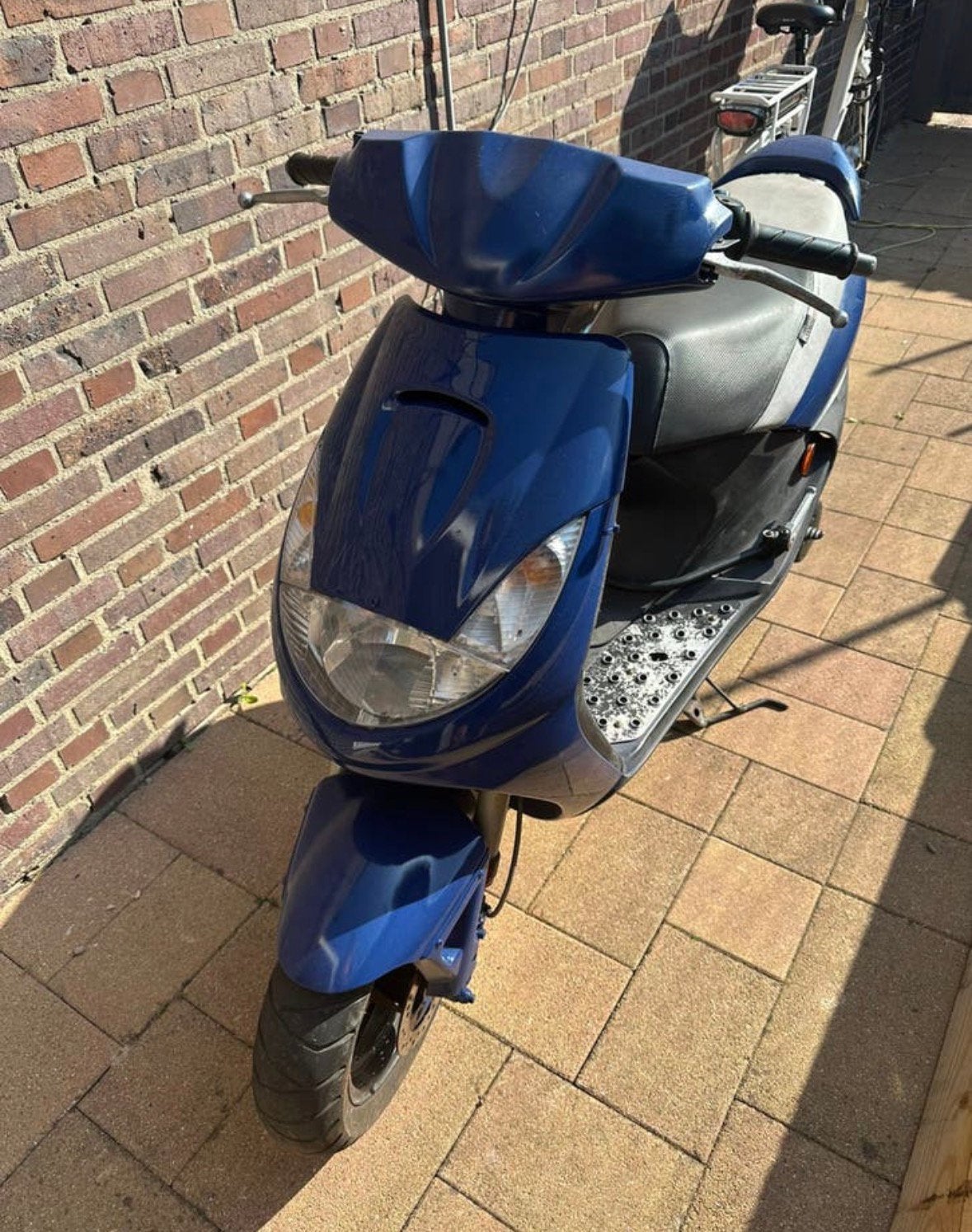 Gezocht! Peugeot vivacity, Fietsen en Brommers, Ophalen, Zo goed als nieuw, Benzine, Vivacity