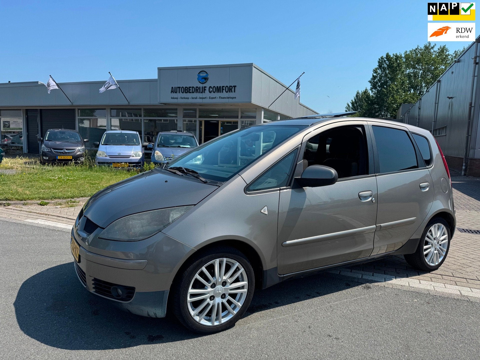 Mitsubishi Colt 1.5 Sky. • AIRCO IJSKOUD • 2 x Dakraam, Auto's, Voorwielaandrijving, 970 kg, Stof, Zwart