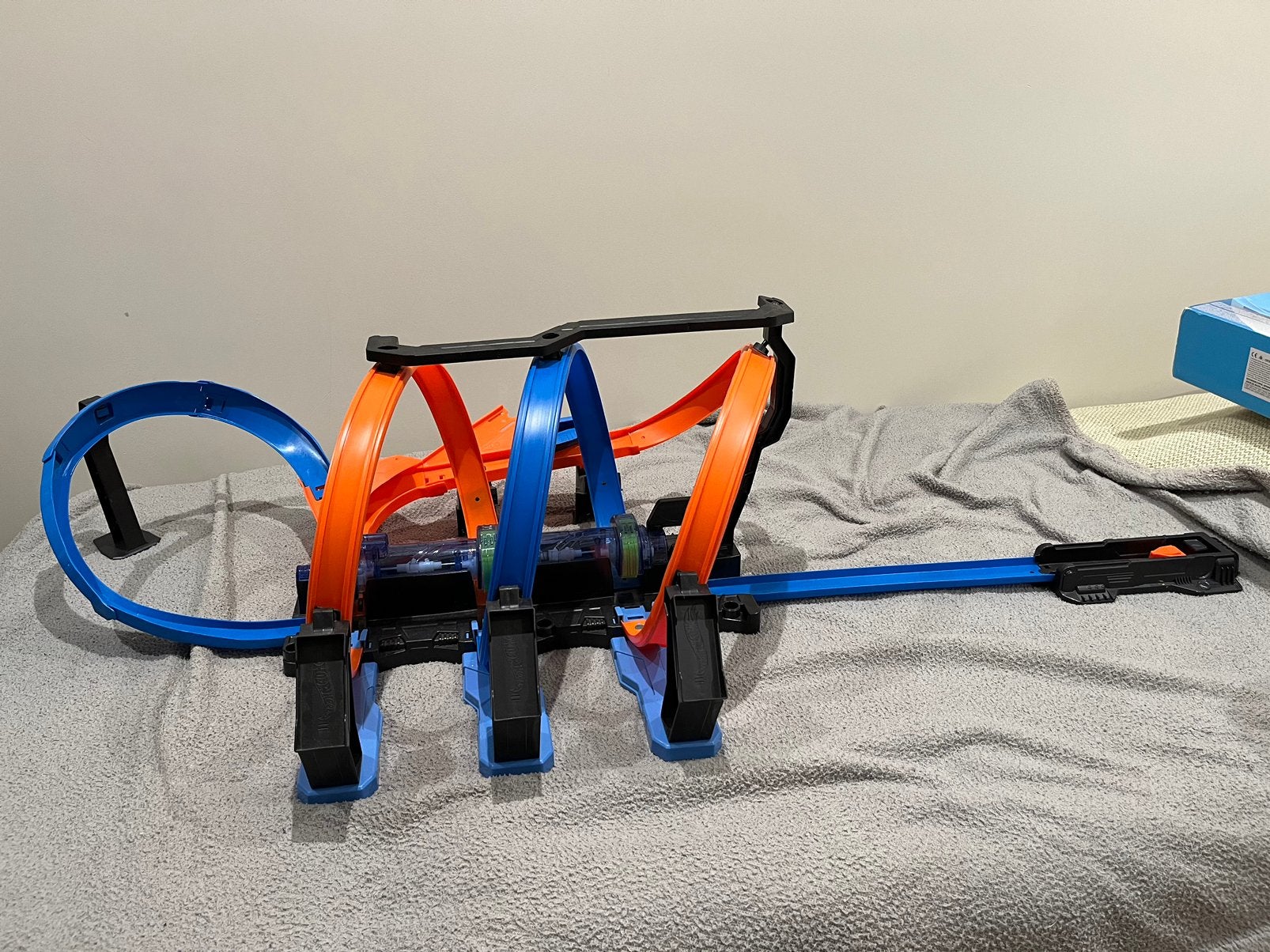 Hot Wheels looping crash, Kinderen en Baby's, Speelgoed | Racebanen, Racebaan, Ophalen of Verzenden, Zo goed als nieuw, Hot Wheels