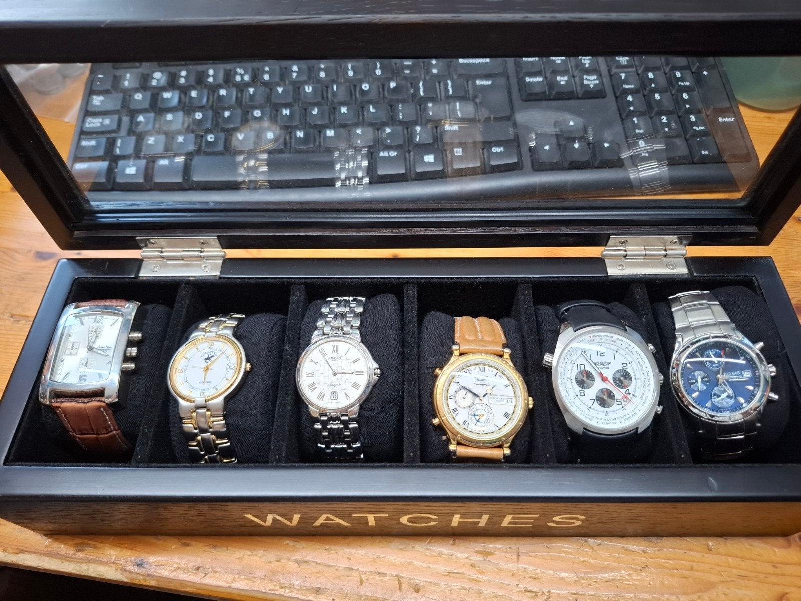 Horlogebox Riverdale  met 6 diverse herenhorloges, Ophalen of Verzenden