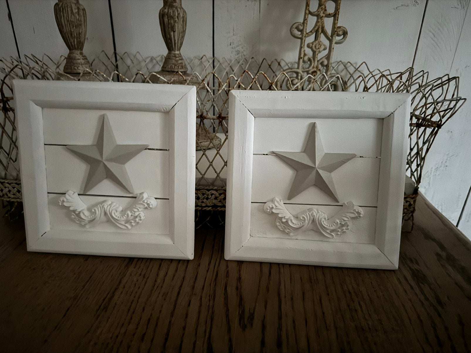 2 houten decoratie lijstjes met ornamenten, Ophalen of Verzenden, Zo goed als nieuw, Hout