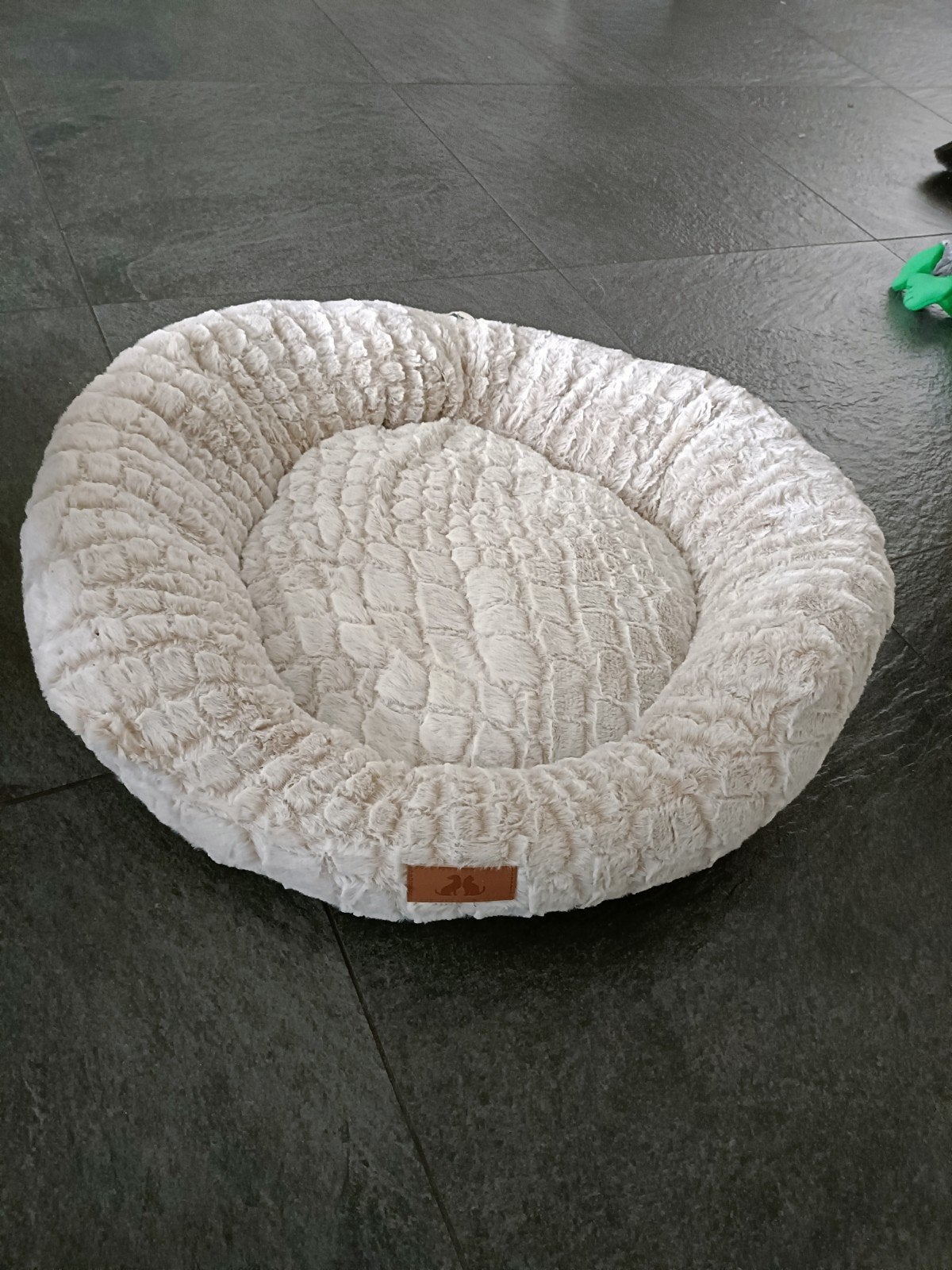 Zacht hondenkussen met opstaande rand.65x60x20, Dieren en Toebehoren, Hondenmanden, Ophalen of Verzenden, Nieuw
