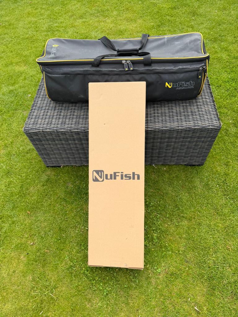 Te koop Nieuw 2 Nufish Aqualock Roller en accessoires tassen, Watersport en Boten, Ophalen of Verzenden, Nieuw, Koffer of Tas