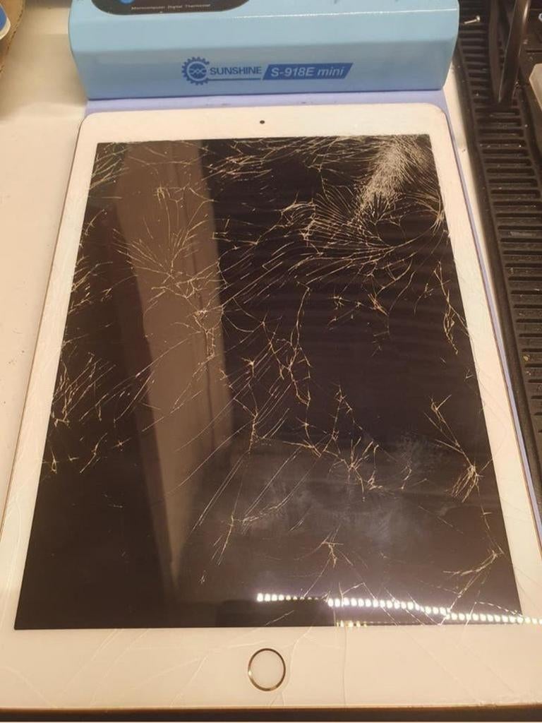 Scherm vervangen en telefoon reparatie in
avondtijde
Bieden, Telecommunicatie, Mobiele telefoons | Hoesjes en Frontjes | Apple iPhone