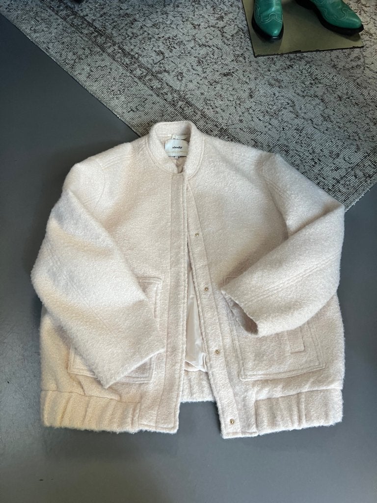 SHOEBY X LONNEKE NOOTEBOOM ecru jack L/XL - TIEN Instagram, Kleding | Dames, Maat 38/40 (M), TIEN concepts, -, Wit
