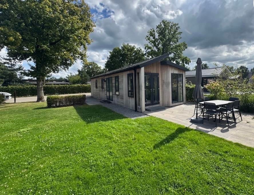 Vakantie huis Chalet 6 personen Biddinghuizen  TE KOOP, Recreatiepark, Tuin, Flevoland, Chalet, Bungalow of Caravan