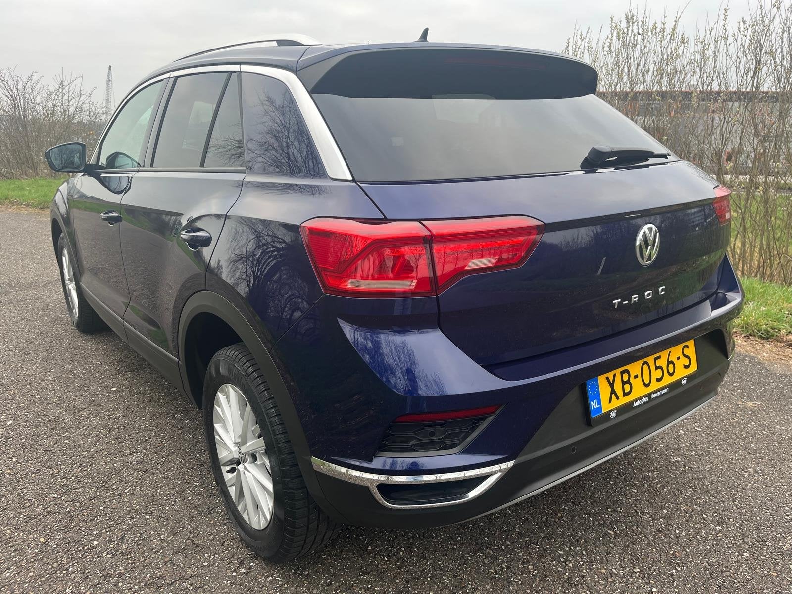 Volkswagen T-Roc 1.0 TSI Style (bj 2018), Auto's, Volkswagen, Voorwielaandrijving, Gebruikt, Euro 6, Blauw
