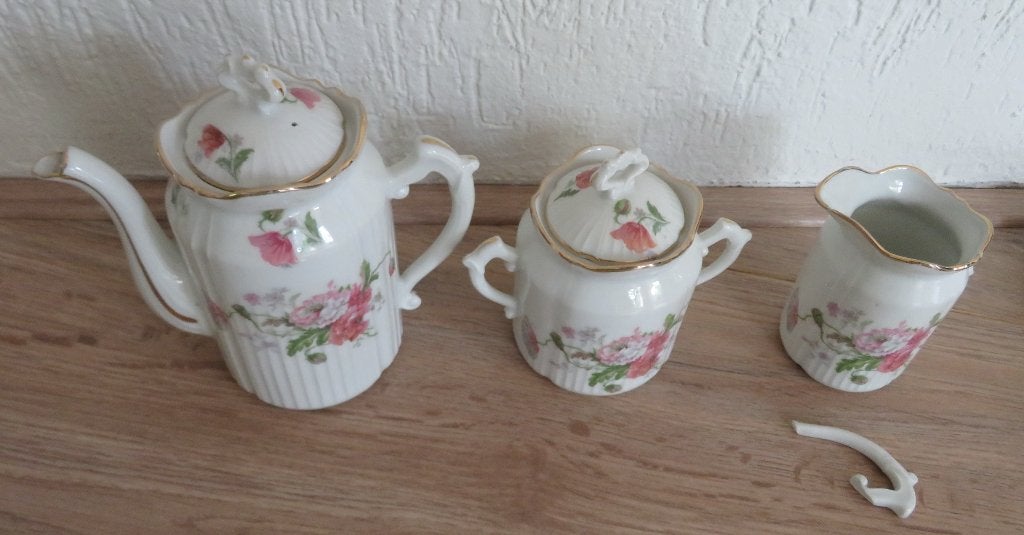 Antiek servies, Ophalen of Verzenden