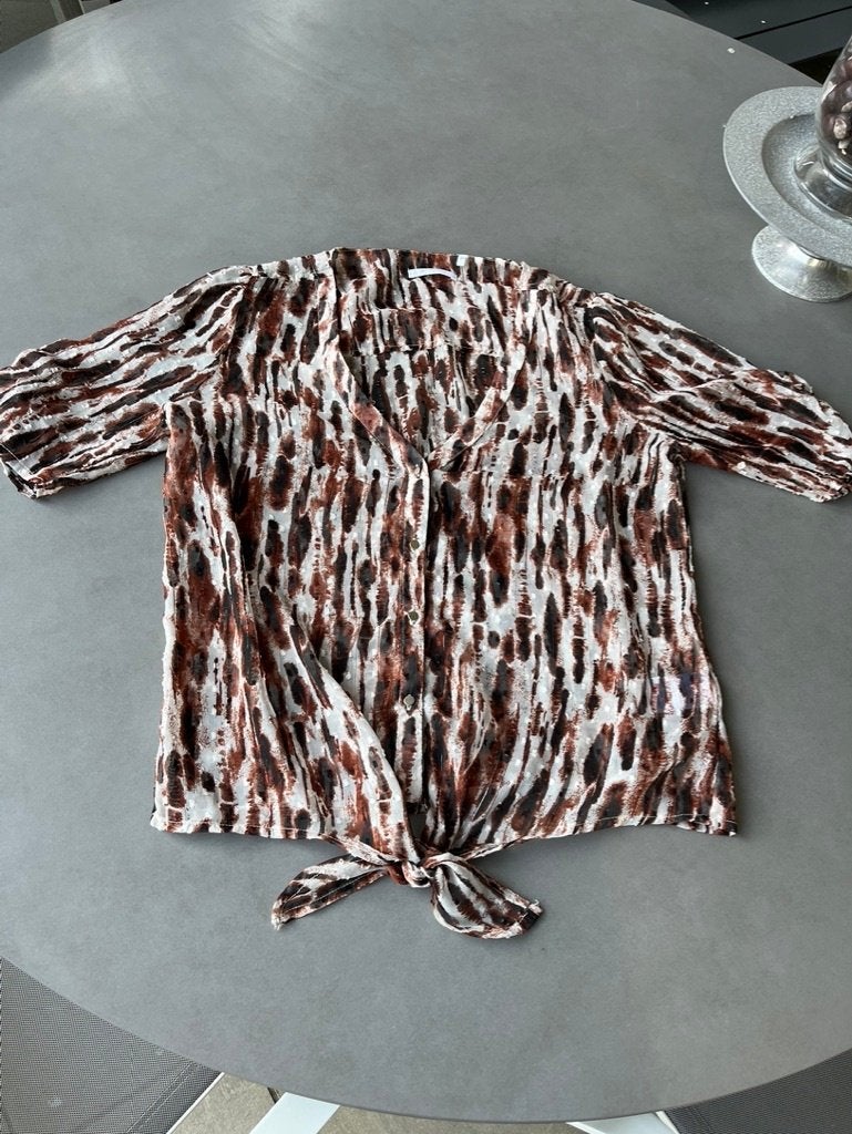 Nieuwe bruin/witte Melting Stockholm blouse, maat L, Kleding | Dames, Bruin, Verzenden, Maat 42/44 (L), Nieuw