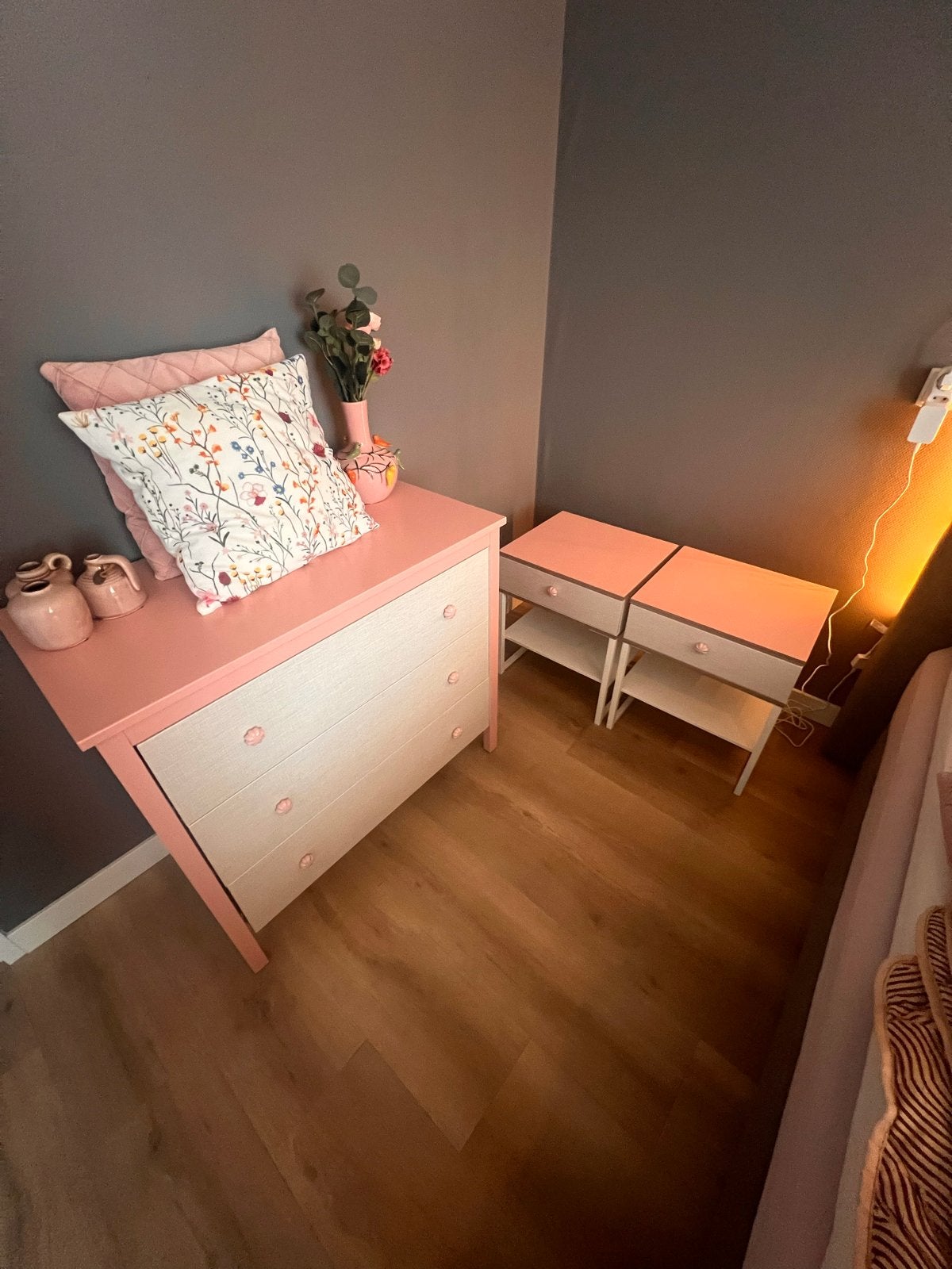 IKEA Dressoir & Nachtkastjes - Roze, Ophalen, Gebruikt, 50 tot 100 cm, Met lade(s)