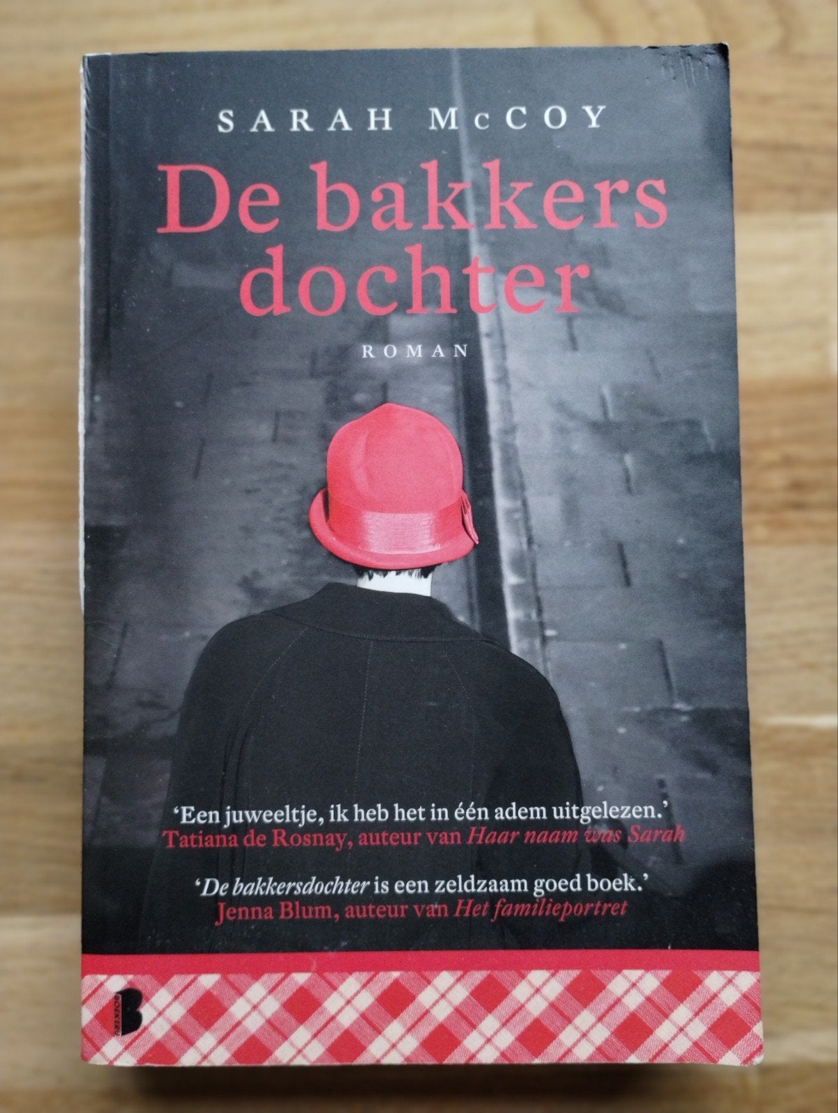 De bakkersdochter - Sarah McCoy - Roman, Ophalen of Verzenden, Zo goed als nieuw, Sarah McCoy, Nederland