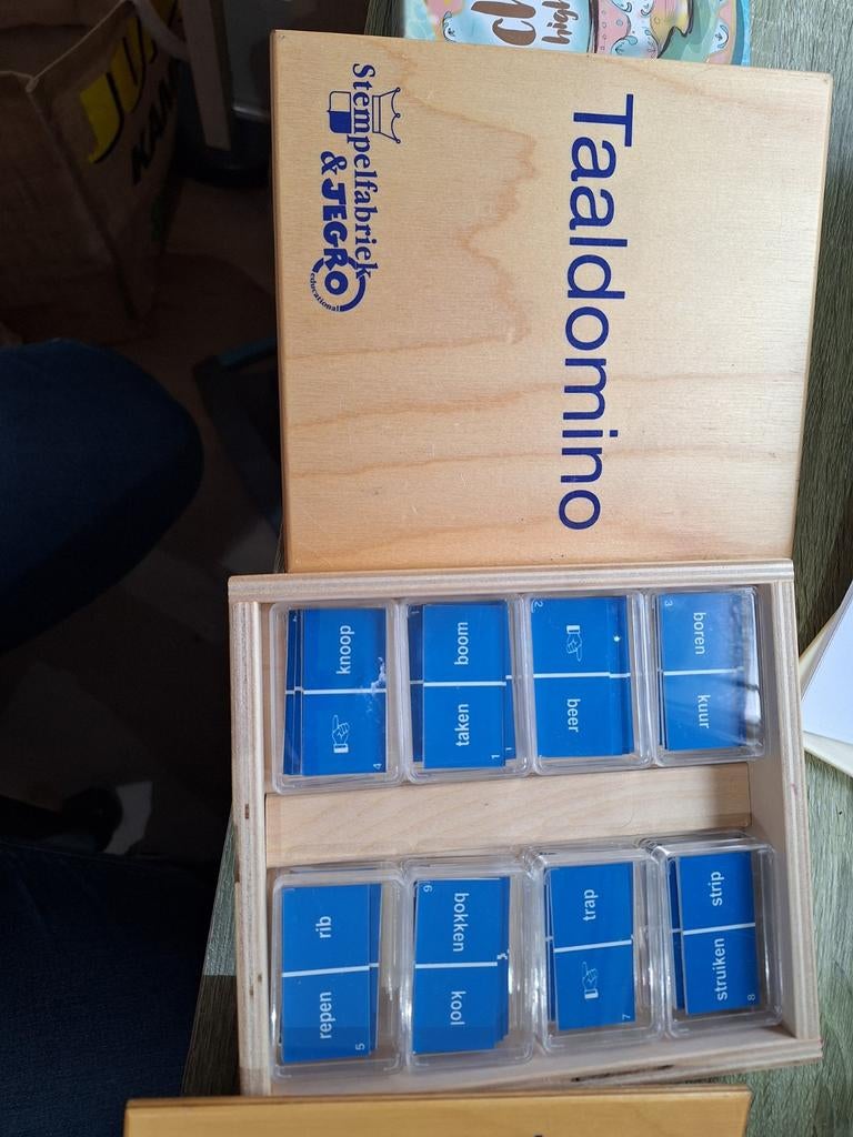 Taaldomino Stempelfabriek & Juf-RO - Educatief Spel, Hobby en Vrije tijd, Knutselen, Ophalen of Verzenden