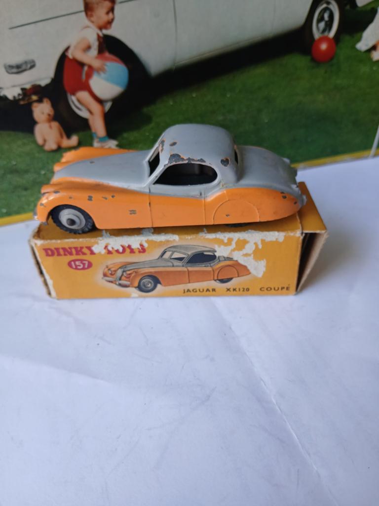 Jaguar XK120 coupé.  Dinky toys 157, Ophalen of Verzenden, Gebruikt, Auto, Dinky Toys