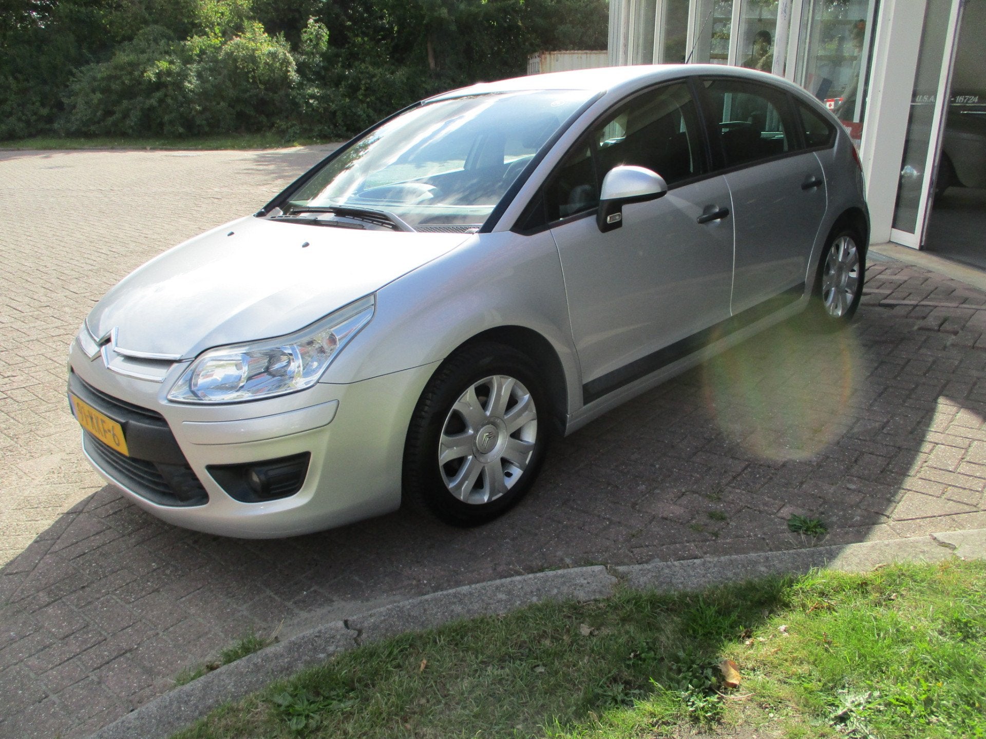 Citroën C4 1.6 VTi Anniversaire (bj 2010), Auto's, Voorwielaandrijving, Gebruikt, Zwart, 4 cilinders