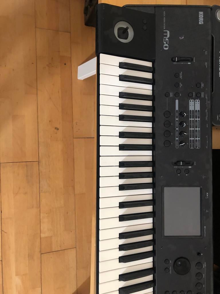 Te koop perfect werkende Korg M50, Muziek en Instrumenten, Synthesizers, Ophalen, 61 toetsen, Korg, Zo goed als nieuw
