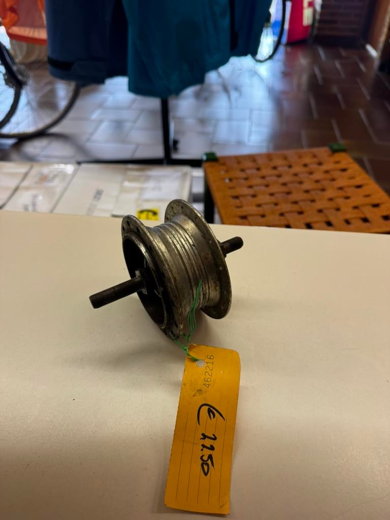 Voornaaf puch maxi 28 gaats 70 mm (Nr: 2144), Ophalen, Zo goed als nieuw, Overige typen