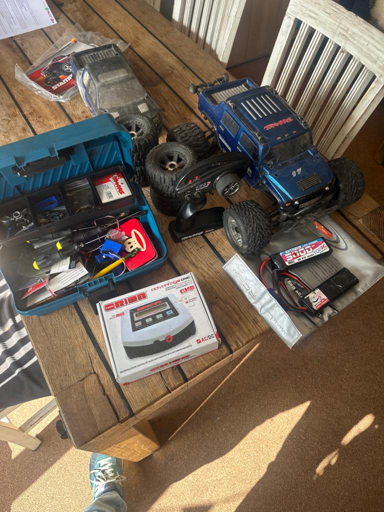 Traxxas Stampede 4x4 VXL RC Truck met extra's, Hobby en Vrije tijd, Modelbouw | Radiografisch | Auto's, Ophalen of Verzenden, Zo goed als nieuw