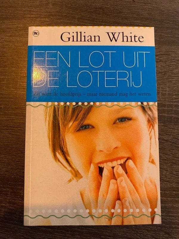 Gillian White - Een Lot Uit De Loterij (Roman), Ophalen of Verzenden, Zo goed als nieuw, Gillian White, Nederland