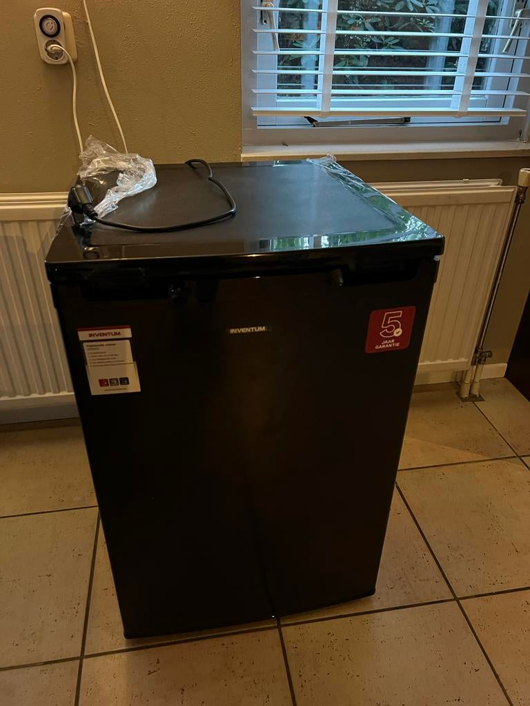 Inventum VR550B Vriezer Zwart - Vrijstaand, Witgoed en Apparatuur, Nieuw, Minder dan 60 cm, Vrijstaand, Ophalen
