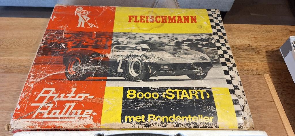 Fleischman 8000 racebaan, Ophalen, Elektrisch, Racebaan, Fleischmann