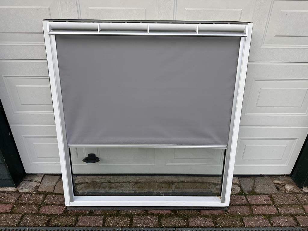 Velux Rolgordijn UK08 GGL GGU GRIJS, Huis en Inrichting, Stoffering | Gordijnen en Lamellen, Zo goed als nieuw, 100 tot 150 cm