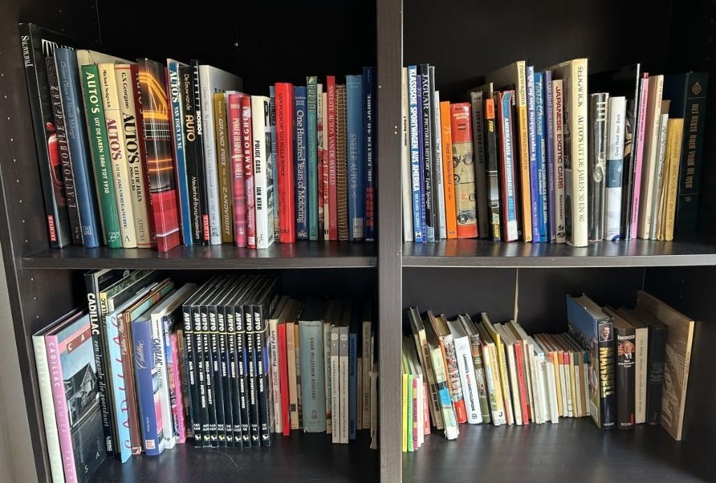 Partij van 145 autoboeken zeer divers veel Amerikaanse auto, Ophalen, Gelezen, Algemeen
