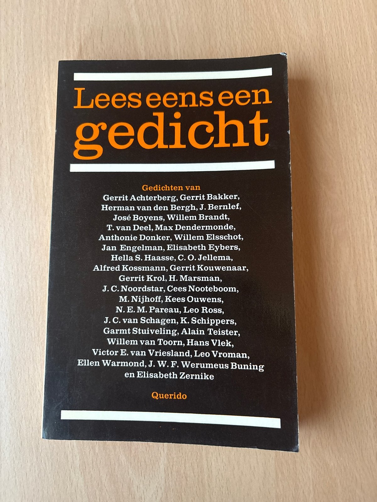Lees eens een gedicht - Querido, Verzenden, Gelezen, Meerdere auteurs