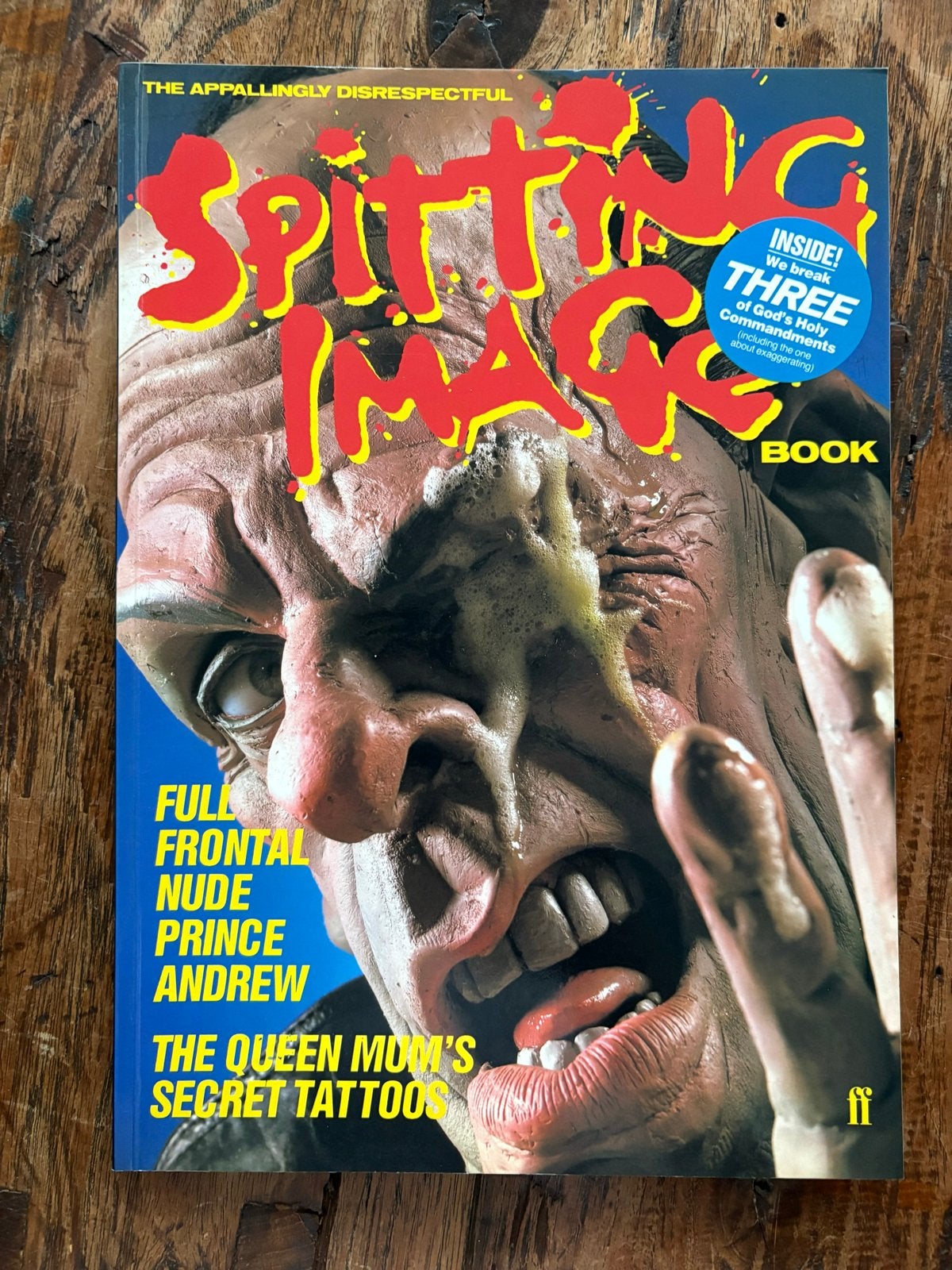 Spitting Image Boek (Engels), Boeken, Tijdschriften en Kranten, Ophalen of Verzenden, Zo goed als nieuw, Muziek, Film of Tv