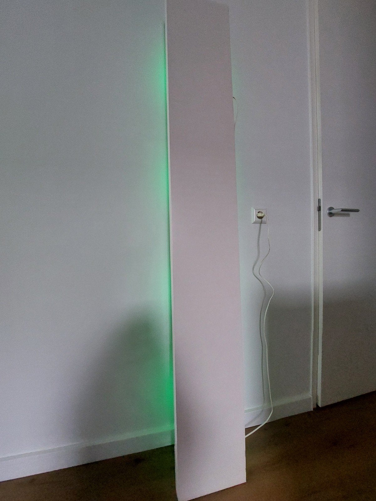 IKEA Lack plank kleur + witte verlichting (dimbaar) horizont, Ophalen, Gebruikt, Overige materialen