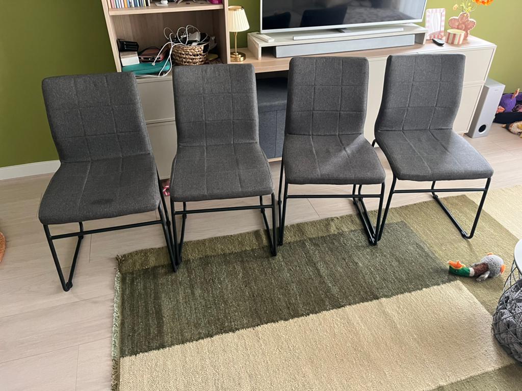 Jysk HAMMEL eetkamerstoelen, Huis en Inrichting, Stoelen, Zo goed als nieuw, Vier, Stof, Zwart, Ophalen