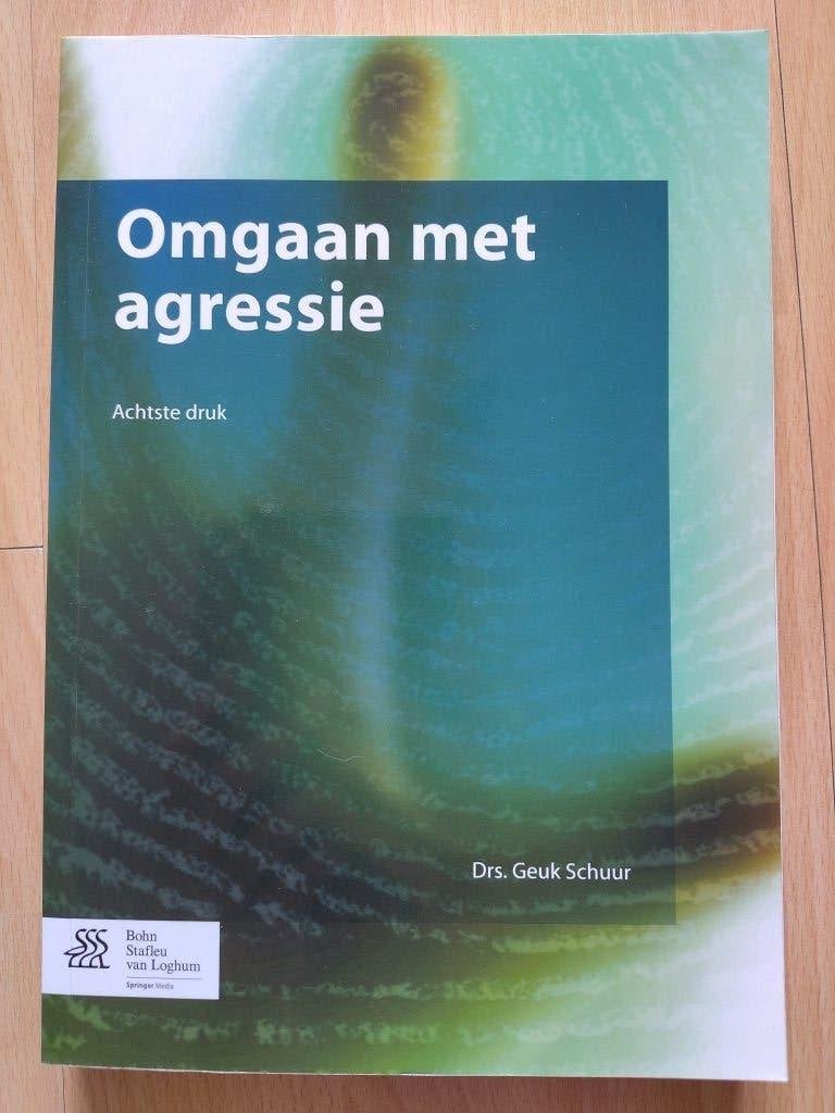 Boek omgaan met agressie, Boeken, Geuk Schuur, Zo goed als nieuw, Gamma, HBO