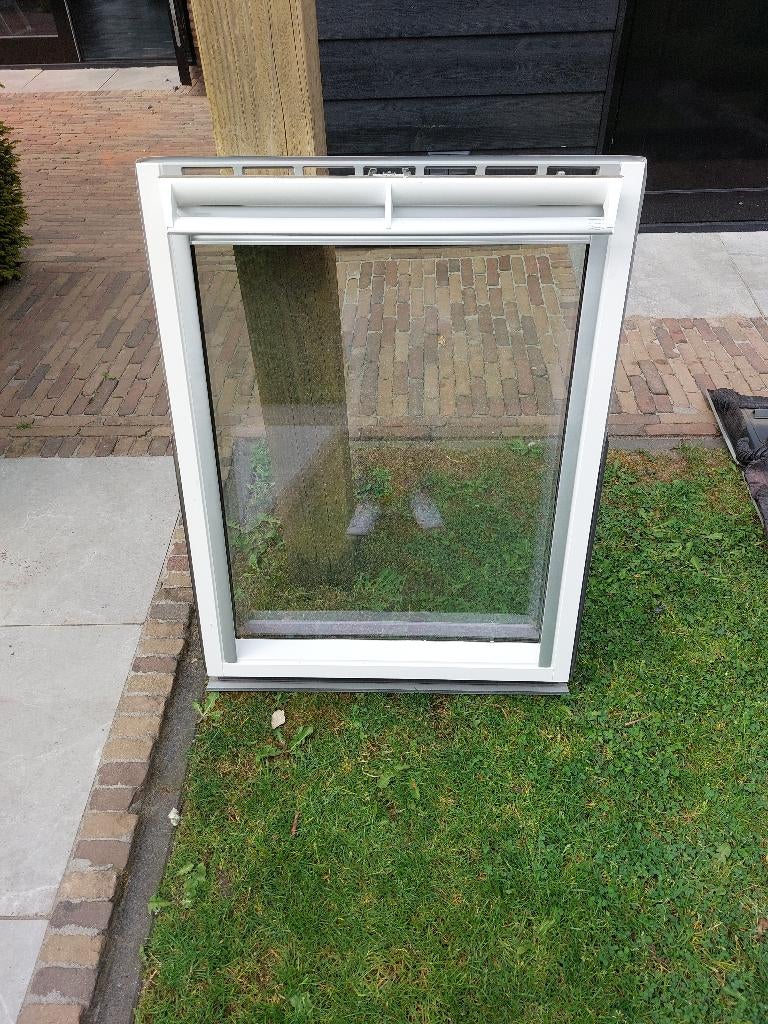 Velux dakramen, Ophalen, Gebruikt, Minder dan 80 cm, 80 tot 120 cm