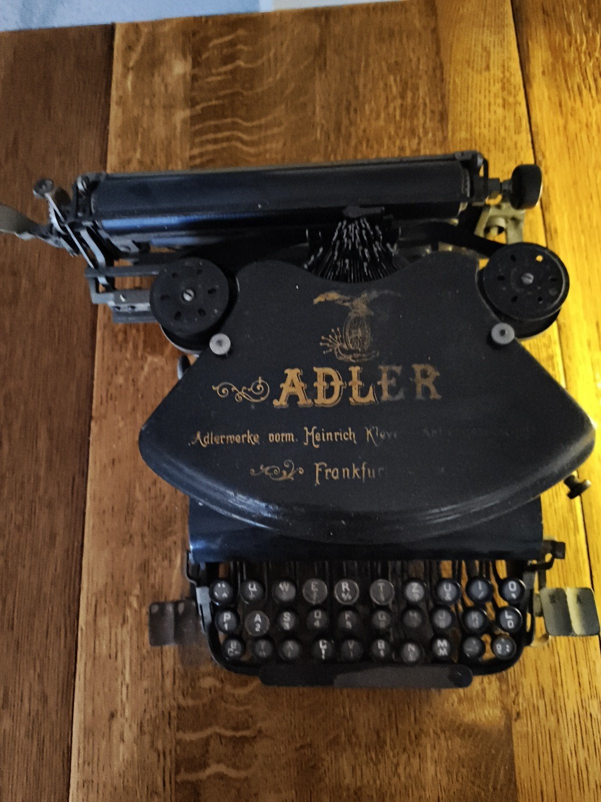 Adler typemachine, Diversen, Ophalen