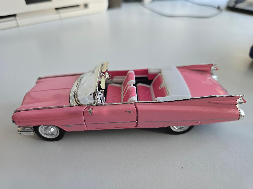 Cadillac Eldorade biarritz 1959 1/18, Ophalen of Verzenden, Gebruikt, Auto, Maisto
