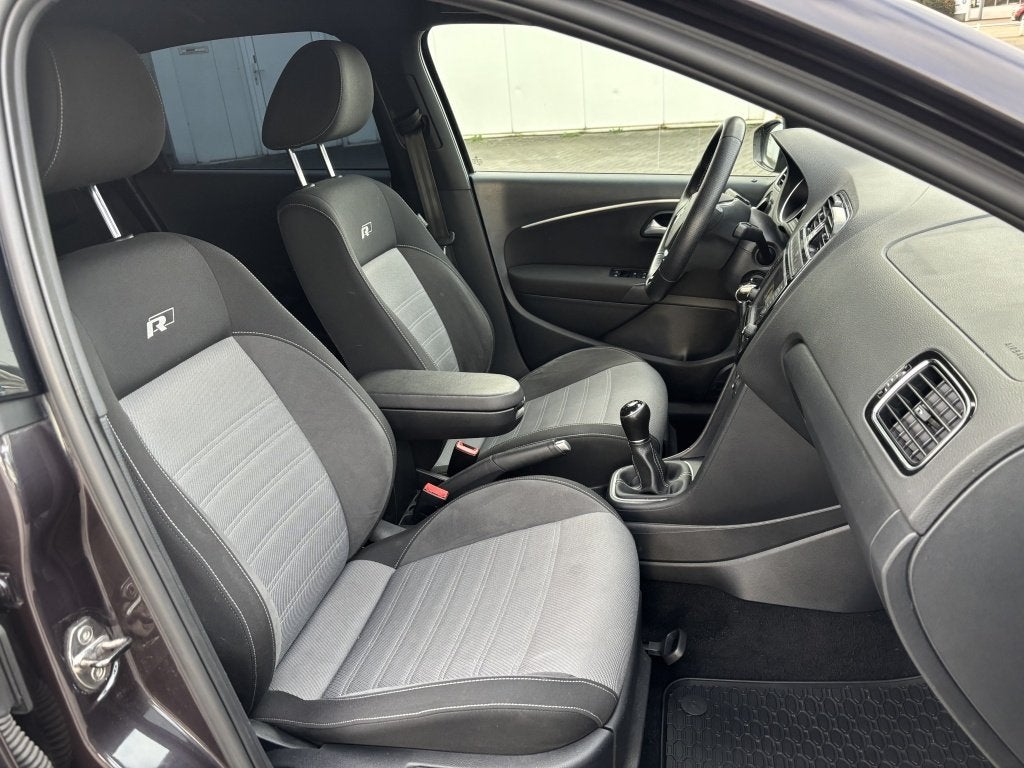Volkswagen Polo 1.2 TSI R-Line Cruise Carplay Led PDC Trekha, 21 km/l, Stof, Gebruikt, Euro 6