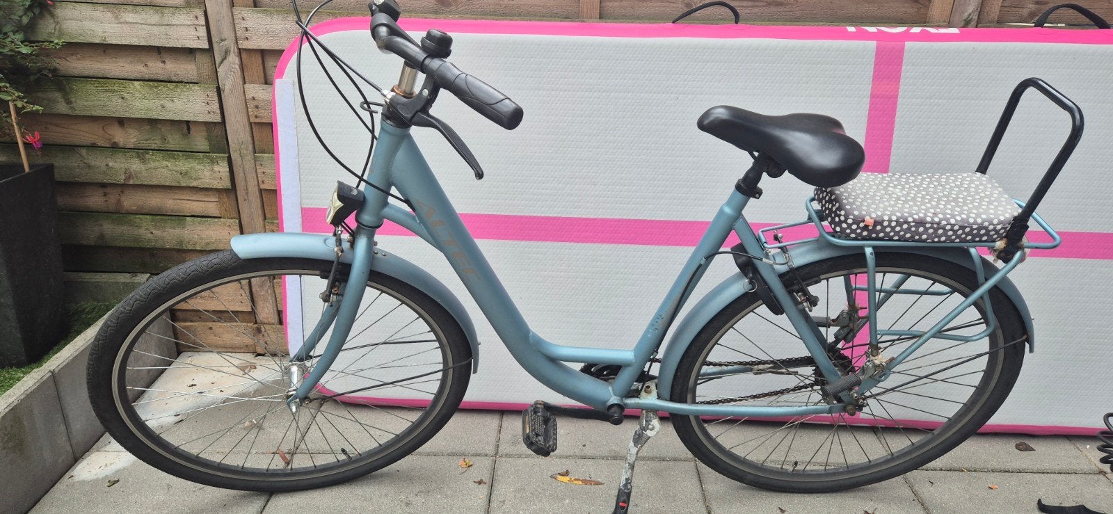 altec 28 inch damesfiets, Fietsen en Brommers, Fietsen | Dames | Damesfietsen, Ophalen, Gebruikt, Overige merken, Versnellingen